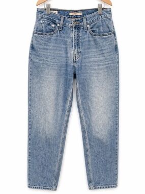 Levi's 80s Mom Jeans High Rise Light Wash Tapered W27 L30